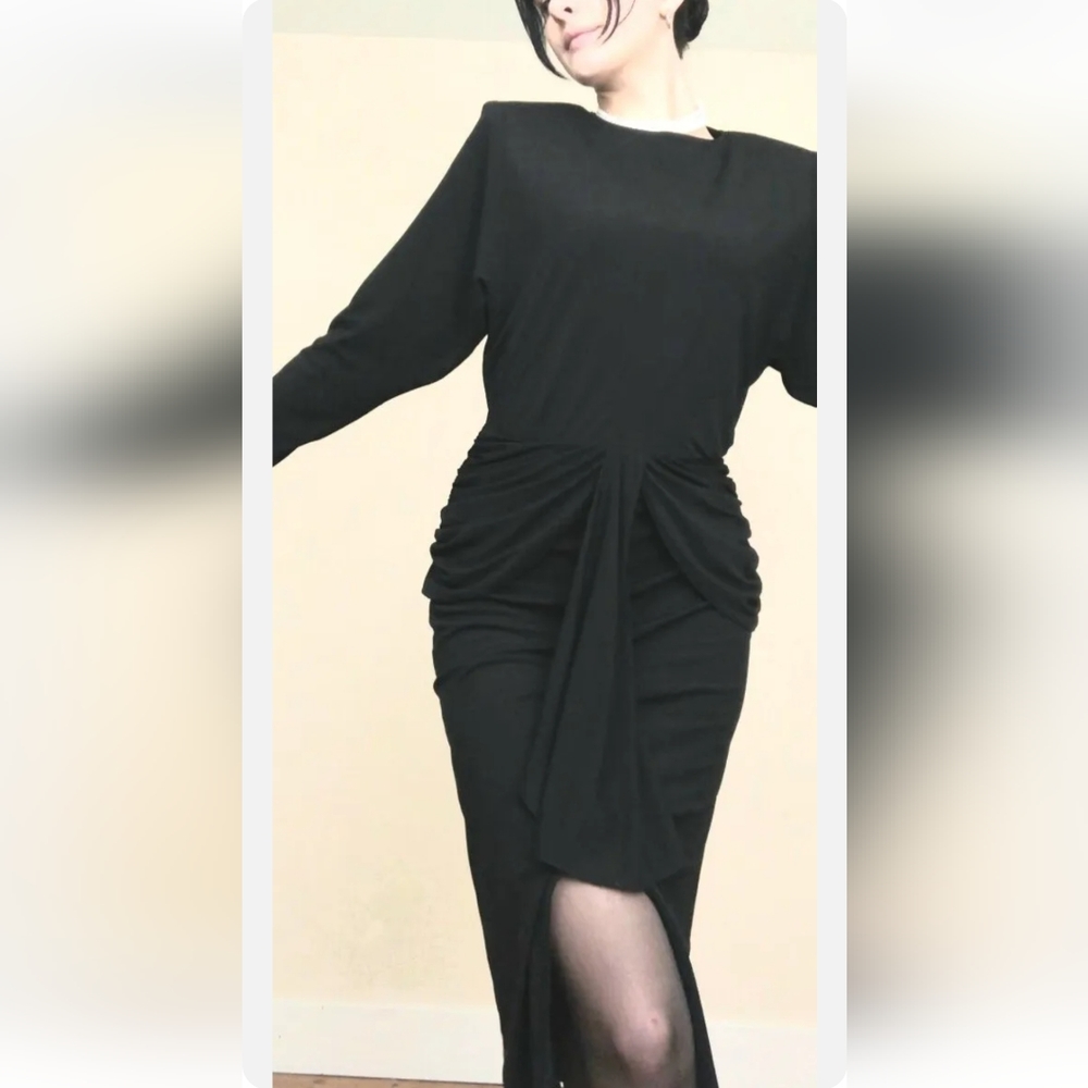 🔥VTG Caron Chicago Womens Black Dress Runched Waist Tie Split 4